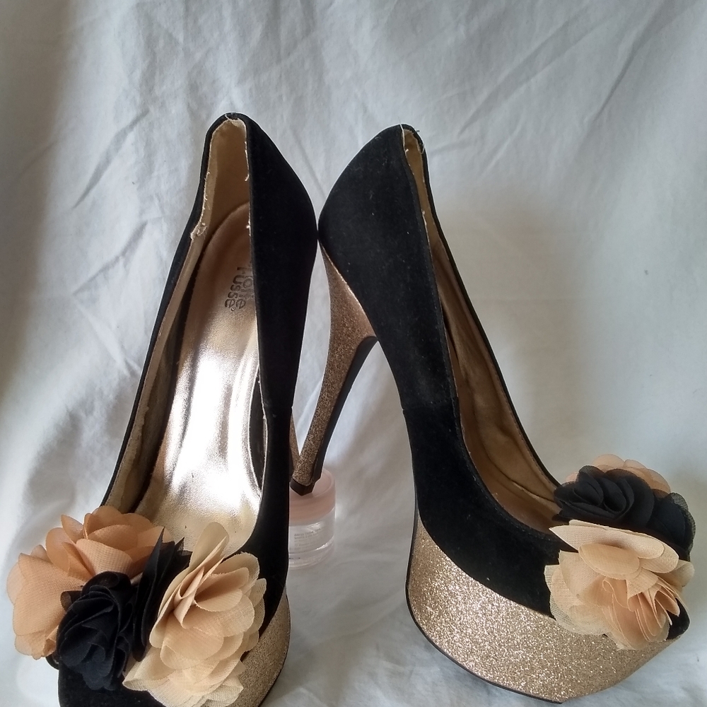 Dazzling gold Tinkerbell stilettos - Picture 12 of 13